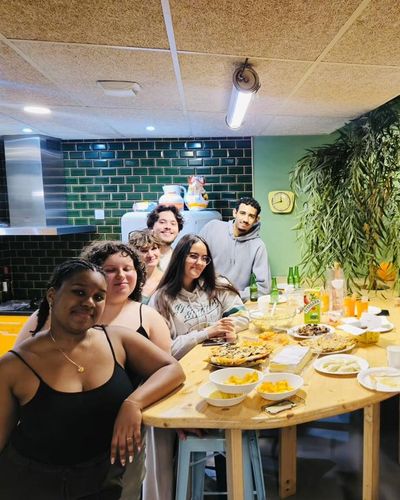 Post content from social feed ✨Dîner int 1773939637