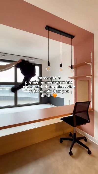 Post by kleyetudiants on Instagram: Envoie ça à ton pote qui déménage bientôt 😋 Et toi, c’est quoi le premier objet que t’as posé chez toi ?👇
