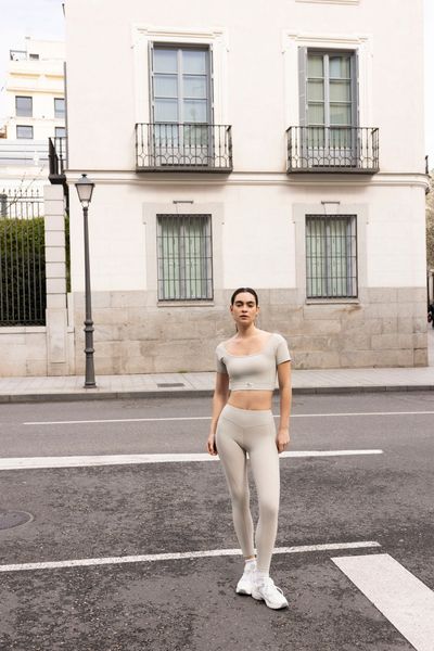 Urban palette.
.
.
#bodytalk #athleisure #trainforpleasure #athleisurewear