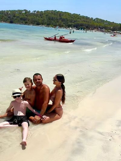 Recap di una giornata al mare:
ðŸ“ŒFoto 1: indosso per la prima volta il mio costume preferito di  r