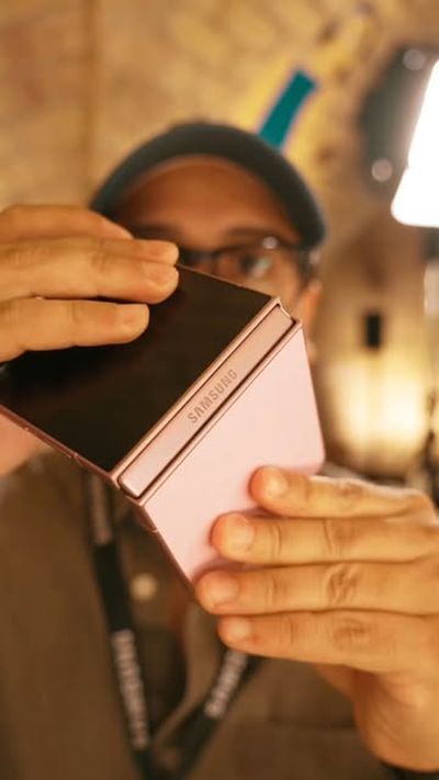 📱 Llegó el Samsung Galaxy Z Flip8 🔥\n\nUsa mi código 👉 TECNOSIVARVIP 👈 al comprar tu Galaxy Z Fo