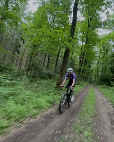 Chilled out in Limburg.

Weekend with friends, rode UCI Gravel Aachen became 44th. 

#cycling #grave