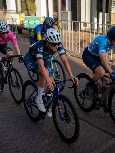 Fotodump van de Ronde van Borne ðŸ«¦ðŸ‘€

#CyclingLife #PelotonLife #ProCycling #WomenInCycling #Cyc
