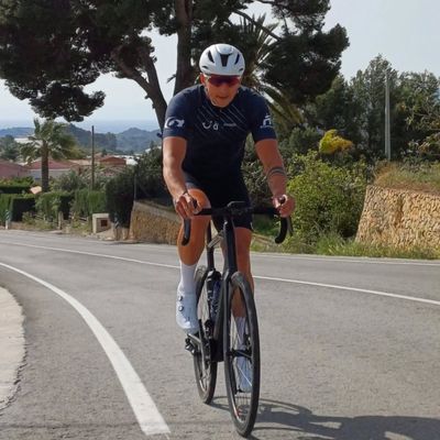 Calp ðŸ‡ªðŸ‡¸
#calp #calpe #tui #6dnutrition #bidong #bmc #bmcroadmachine #bmcbikes #sockeloen #sock