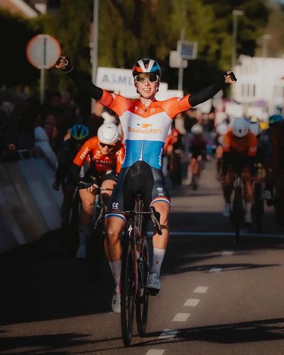 Omloop der Kempen 🥇

Normally we race against each other but yesterday we were teammates. Good team