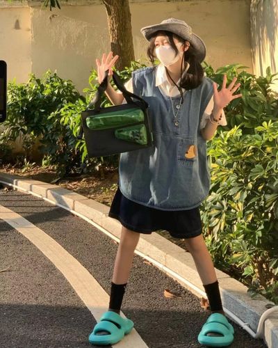 Solif - Messenger Bag
It's so much fun to be myself!

#solif #kraftpaperbag #sustainablefashion #eco