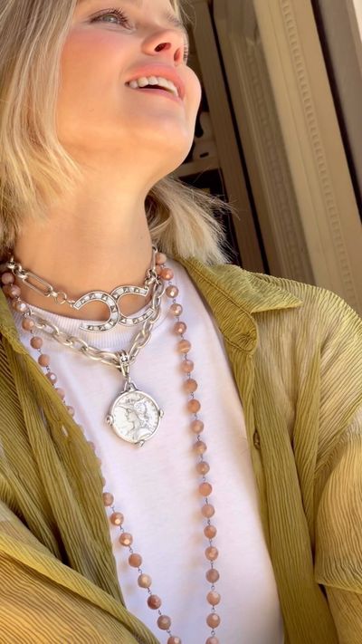 Pink moonstone brings a delicate beauty that effortlessly enhances any look with subtle elegance. Ea