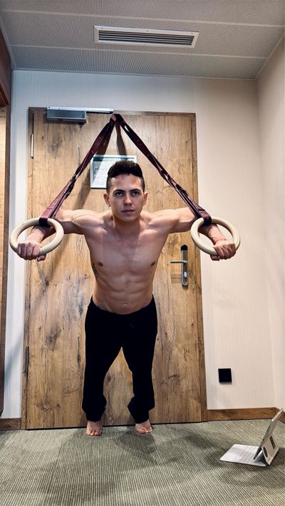💪🏼Te dejo 5 ejercicios para Tonificar tus Brazos y la Espalda entrenando con #Airtimerings en espa