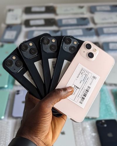 🇺🇸 IPHONE 13 128GB | FACTORY UNLOCKED | 
🔖N600,000

Visit our physical store:
U21Tairas Plaza (ne