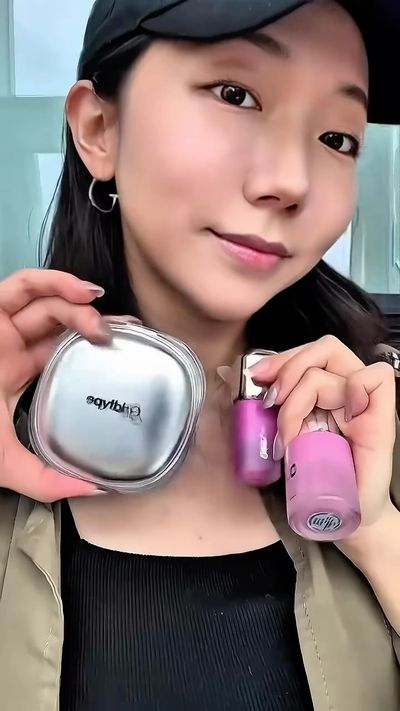 Glass skin? Cloud lips? Airy blush? 
ODDTYPE said â€” why not all three?! â˜ï¸âœ¨ 

Level up your 