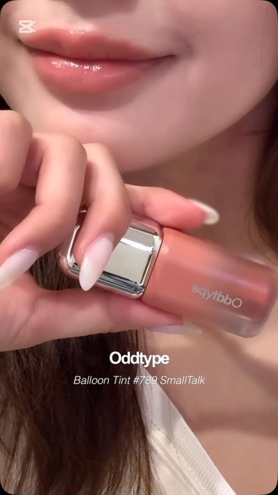 One swipe = instant volume + no more lip lines! #789 Smalltalk is going viral for that juicy, plump 