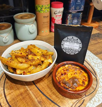 Tonight we fancied some chips with my gifted seasoning  spicemasters.co.uk salt and chilli 🌶️ the s