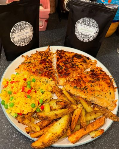 Bbq & honey shredded chicken and cheese stuffed quesadillas, chips and rice 🍯 (Swipe to see inside!