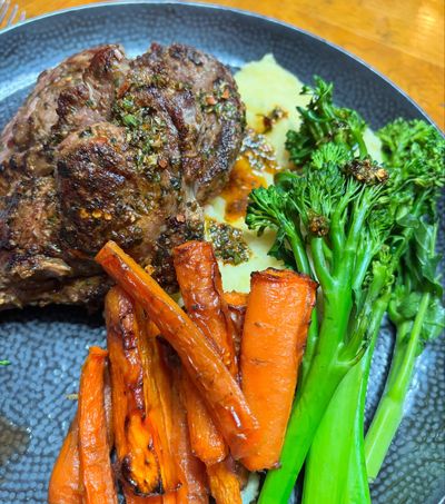 Chimmichurri lamb steaks using @spicemasters.co.uk rub🥩 served with honey roasted carrots, Tenderst