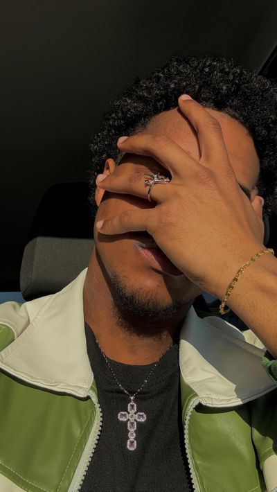 @lunario.ch just launched! Check out their Jewelry and get  10% off your order with code: LUCAS10

#