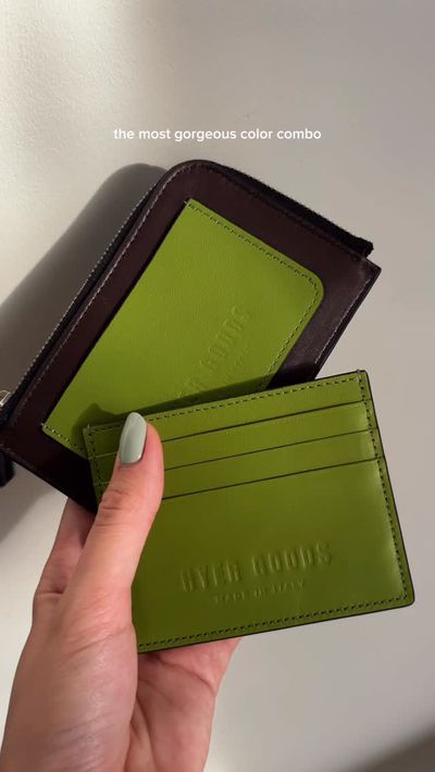 Piccolo Zipper Card Wallet | A Compact Italian Leather Wallet