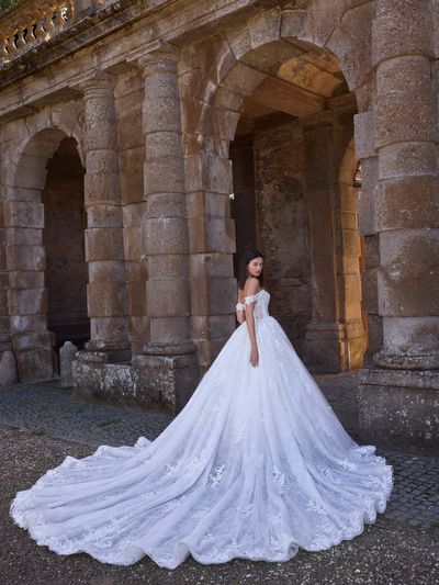 Zola Wedding Dress - 69909 – Veni Infantino